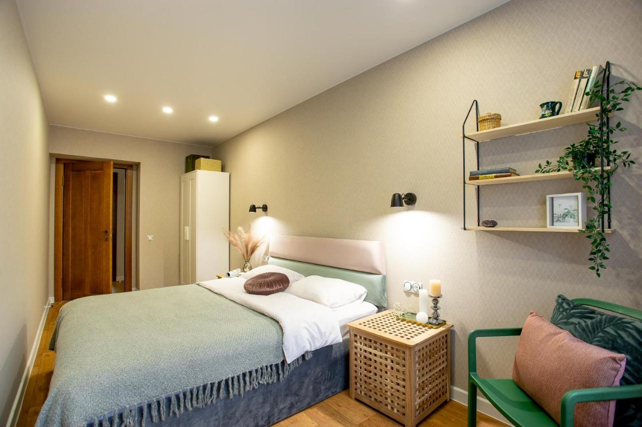 Luxury Apartment With 2 Bedrooms In The City Center Mykolajiv Exteriér fotografie